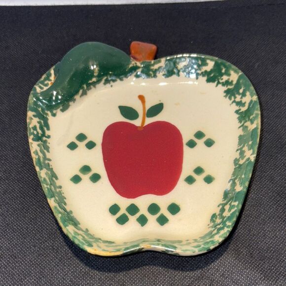 Apple Design Ceramic Kitchen Set - Picture 6 of 10
